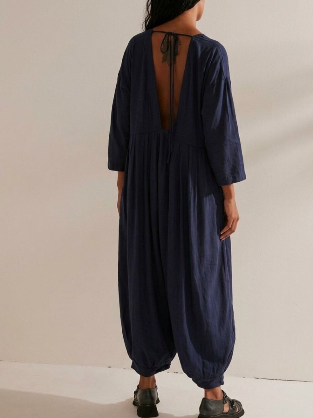 Free People Women’s Calsi Jumpsuit XS Navy Slouchy Button Front - Picture 2 of 13